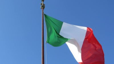 Ministrul italian al apărării avertizează că Italia nu este pregătită pentru un eventual atac din partea Rusiei sau a altor participanțiea noastră”