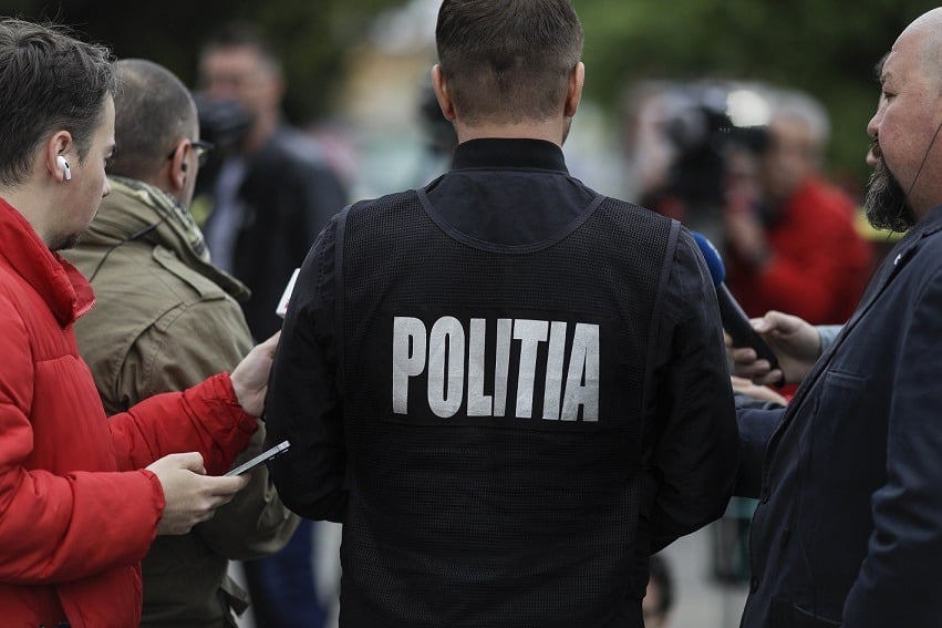 Bărbat din județul Sibiu, care l-a legat și închis pe copil în casă, plasat sub control judiciar pentru rele tratamente și lipsire ilegală de libertateea noastră”