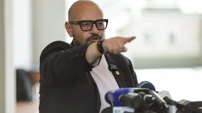 Familia Piedone contribuie financiar Primăriei Sectorului 5 pentru afacerea unui fabricant de piele în timpul perioadei în care Piedone senior a fost deținut | Snoop