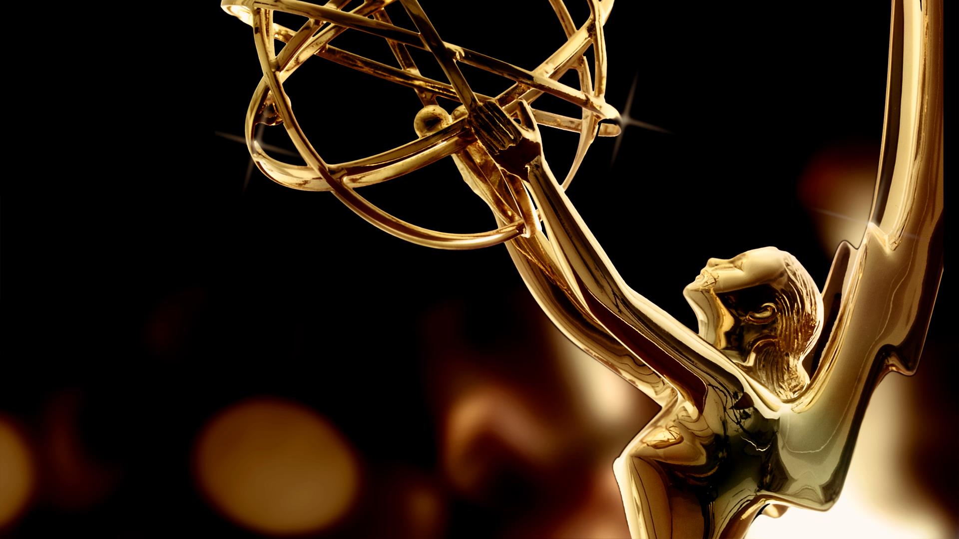 Ceremonia Emmy 2025: Luptă acerbă între „Severance” și „The Pitt” pentru trofeul suprem la premiile televiziuniiea noastră”