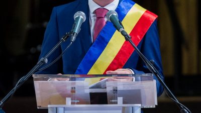 Angajații sindicali din administrațiile locale se pregătesc de proteste împotriva reformei avansate de Guvernul Bolojan, intenționând să piceteze Ministerul Dezvoltării și să mărșăluiască spre Piața Victorieiea noastră”