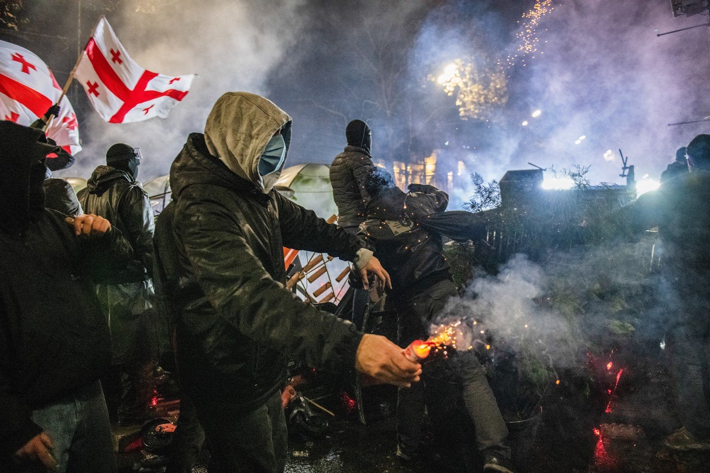 Pedepse cu închisoarea pentru protestatarii pro-europeni din Georgiaea noastră”