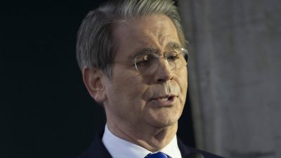 Statele Unite nu vor impune taxe asupra petrolului rusesc importat din China, cu excepția situației în care Europa ia inițiativa, potrivit declarației secretarului Trezorerieiea noastră”