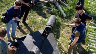Un dispozitiv misterios, posibil o dronă, s-a prăbușit în apropierea unui sat din estul Polonieiea noastră”