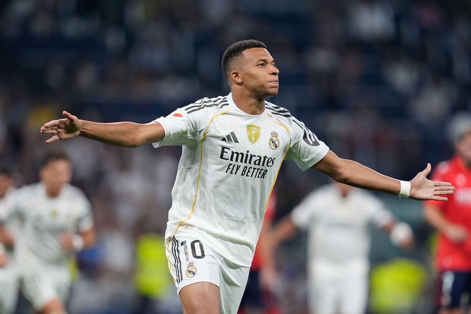 Rezultatele Ligii Campionilor: Real Madrid a câștigat împotriva Olympique de Marseille, scor 2-1; surpriză în Lisabona, Benfica a fost învinsă de Qarabag; Juventus și Borussia Dortmund au terminat la egalitate, scor 4-4ea noastră”