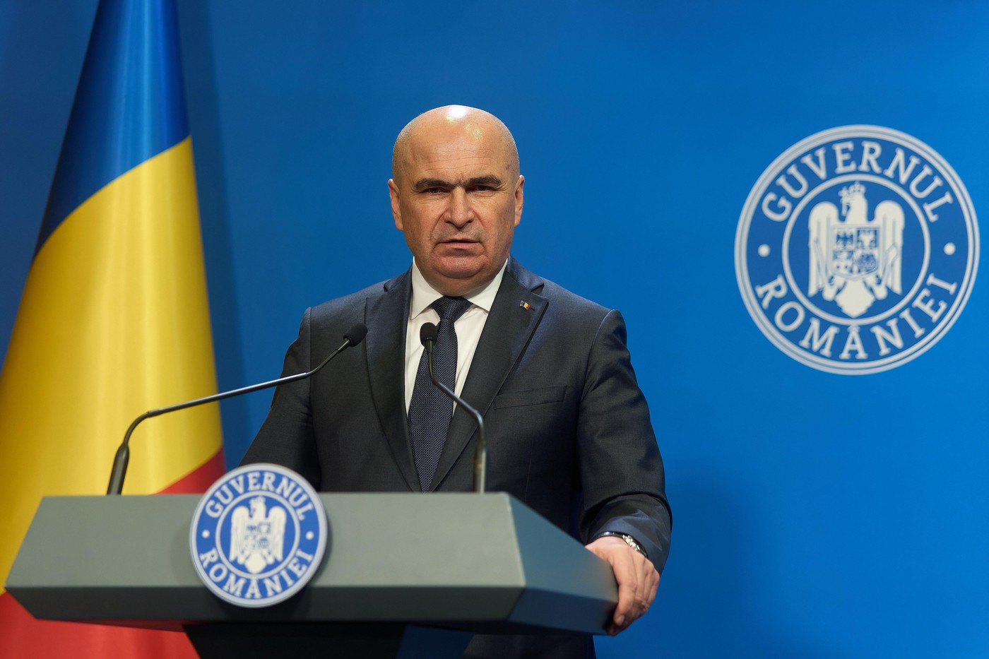Un nou nume cheie în guvernarea ţării. Premierul Bolojan a realizat o numire importantă, desemnându-l pe Crinel Nicu Grosu în funcția de șef al Corpului de Control. Cine este omul care a primit această responsabilitate?