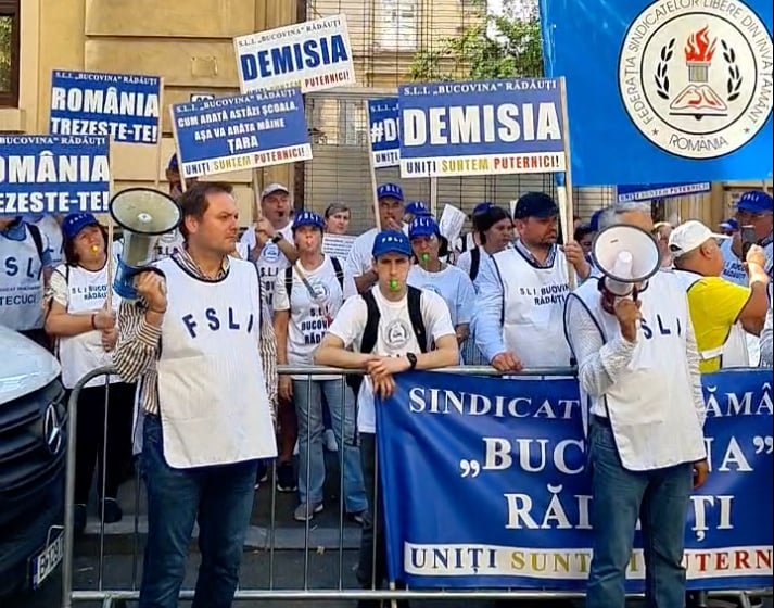 Proteste ale sindicatelor din domeniul educației – cea de-a 22-a zi, cu noi adunări la Ministerul Educației și un miting planificat în Piața Victoriei la prânzea noastră”