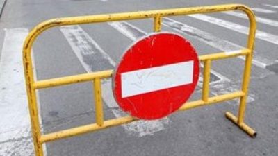 Fluxul rutier este deviat sau restricționat în mai multe zone ale Capitalei, datorită unor lucrări de infrastructură rutieră.
