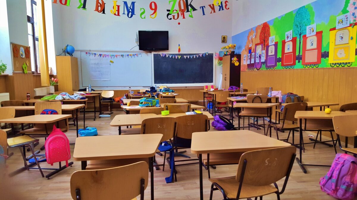 Sector 2: Aproximativ 19 instituții de învățământ au primit aprobare pentru implementarea Programului „Școală după școală”