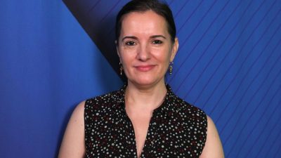 Alimente cu proprietăți antiinflamatorii și recomandări de la nutriționistul Tania Fântână: consumă pește de 2-3 ori pe săptămână și completează jumătate din farfurie cu legume la fiecare masăea noastră”