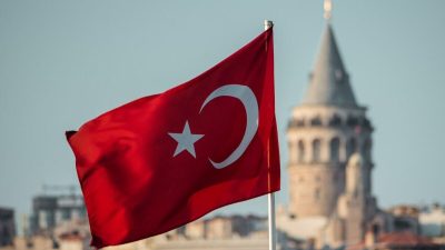Posibilă destituire a liderului opoziției din Turcia de către o instanță din Ankara; sute de membri ai Partidului Republican Democrat au fost arestați în vederea procesuluiea noastră”