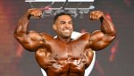 Iată o reformulare a titlului:
“Rezultatele finale ale concursului Mr. Olympia 2025: Informații despre Derek Lunsford, Hadi Choopan și alte stele ale competiției” 

Sau o altă variantă:
“Clasamentul final al concursului Mr. Olympia 2025: Detalii despre performanța lui Derek Lunsford, Hadi Choopan și a altor sportivi de top” 

Am înlocuit “Results” cu “Rezultate” și “Final Info” cu “Informații finale” sau “Detalii”, iar “Top Stars” a devenit “stele ale competiției” sau “sportivi de top”. De asemenea, am eliminat orice referire la linkuri externe, concentrându-mă pe reformularea titlului într-un mod care să păstreze esența informației originale.