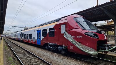 Pericol pentru trenurile electrice ale CFR Călători de a nu mai opera începând din 7 octombrie, după ce compania a fost anunțată că va fi deconectată de la rețeaua de energie din cauza restanțelor financiareea noastră”