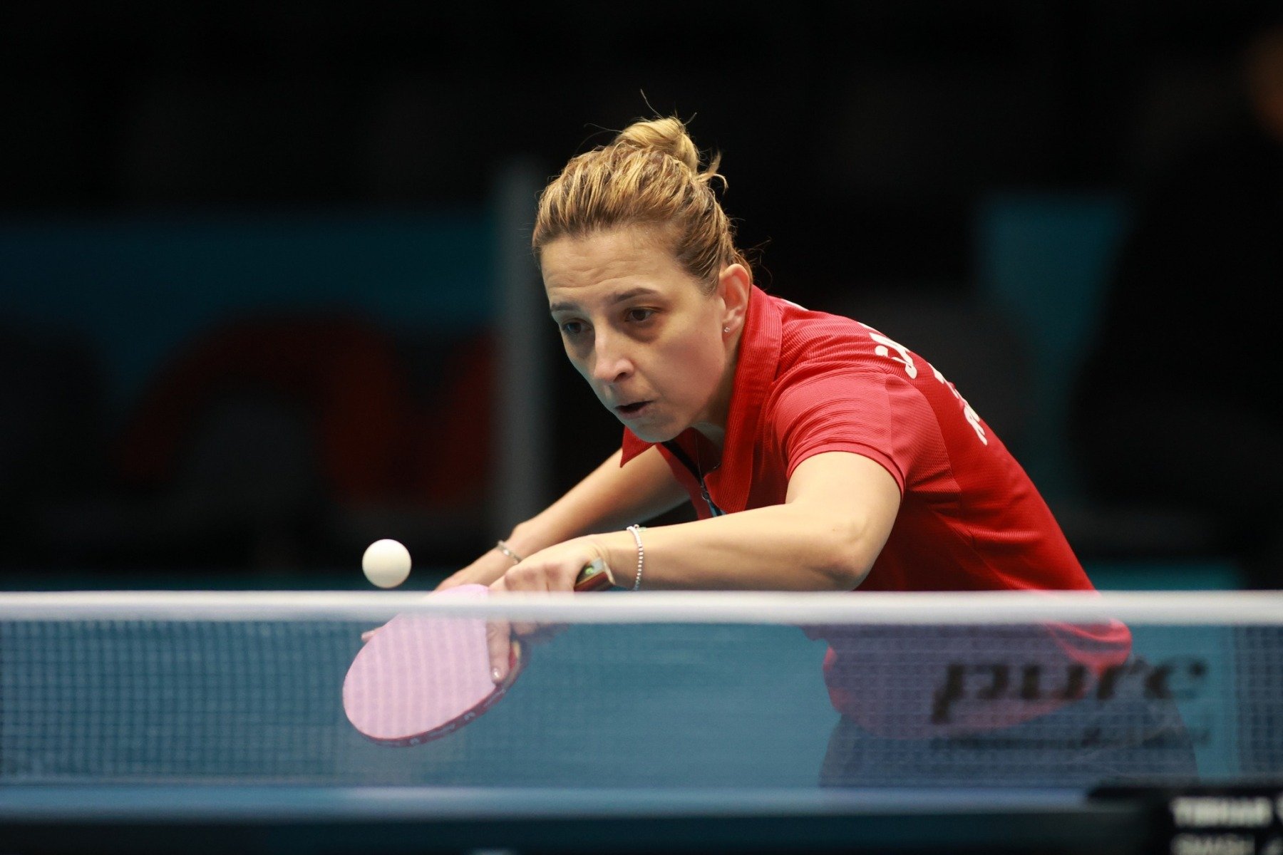 Echipa feminină de tenis de masă a României se califică în sferturile Campionatului European după victoria asupra Serbiei; va juca împotriva câștigătoarei dintre Slovacia și Croațiaea noastră”