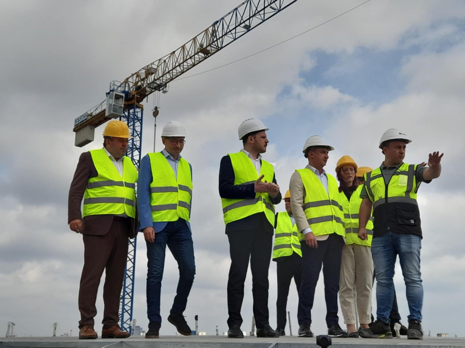 Ministrul Sănătății anunță că, în curând, arșii grav vor putea fi tratați în România, în ambulatoriu propriu / “Suntem departe de perfecțiune, dar am făcut pași importanți, inclusiv prin construcția primelor spitale noi după Revoluție”ea noastră”