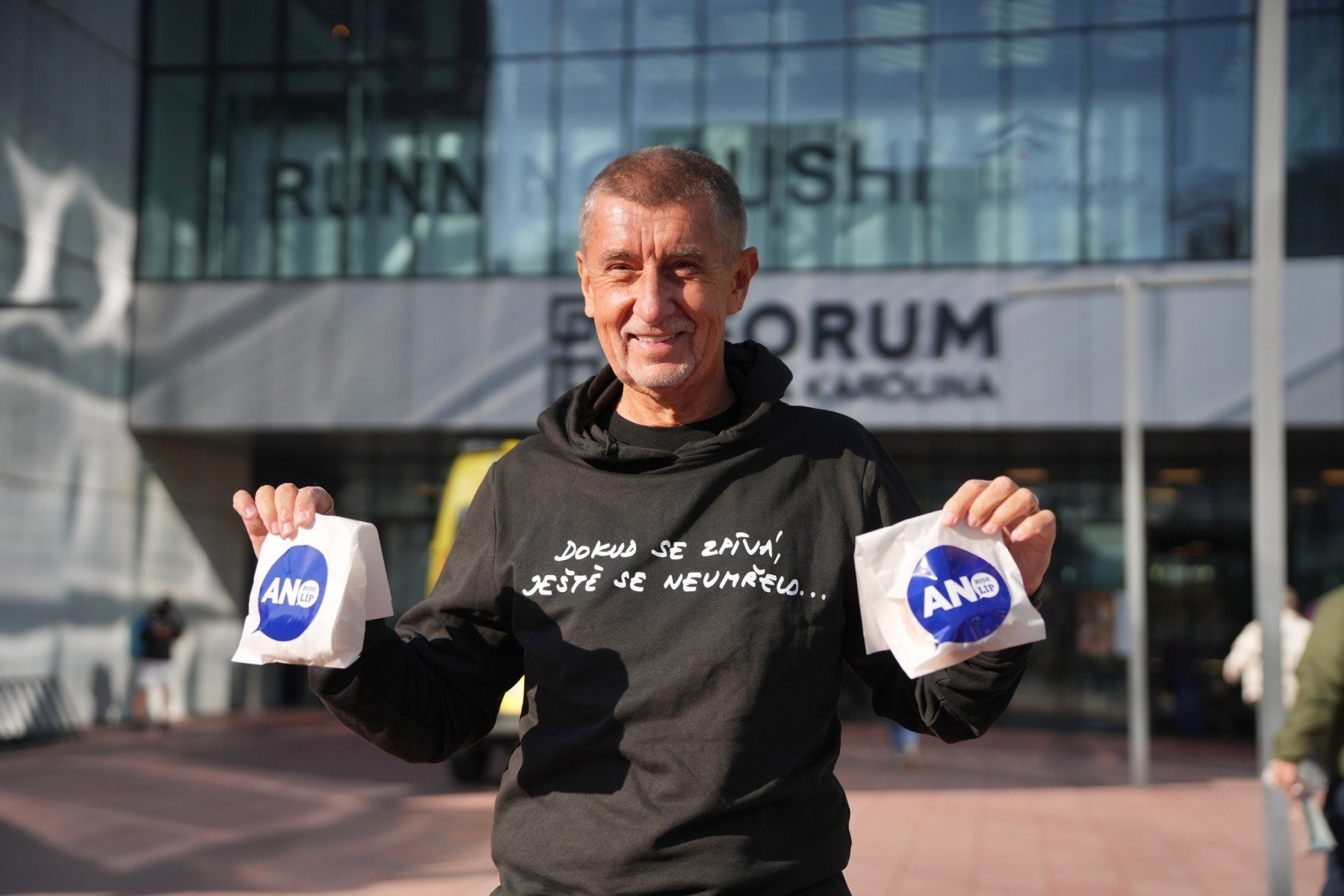 Reacția lui Andrej Babiš, miliardarul controversat acuzat de corupție, după victoria în alegerile din Cehia: „Ucraina nu e gata pentru aderare la Uniunea Europeană, dar vom continua sprijinul” / Posibilă colaborare cu partide de extremă dreaptăea noastră”