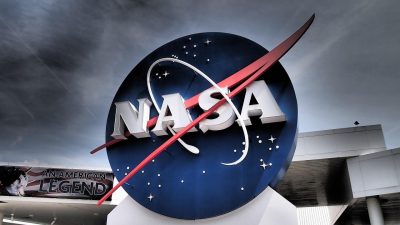 NASA, cu 15.000 de angajați concediați și fonduri nesigure, își concentrează toate eforturile pe misiunea de a reveni pe Lunăea noastră”