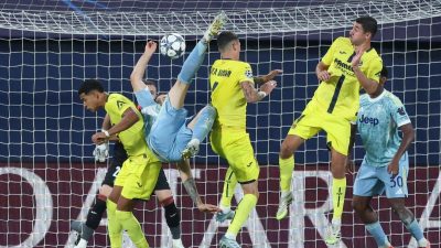 Echipele Villarreal și Juventus au terminat meciul în egalitate, scor 2-2, grație golurilor marcate de Mikautadze, Gatti, Conceiçao și Renato Veiga.