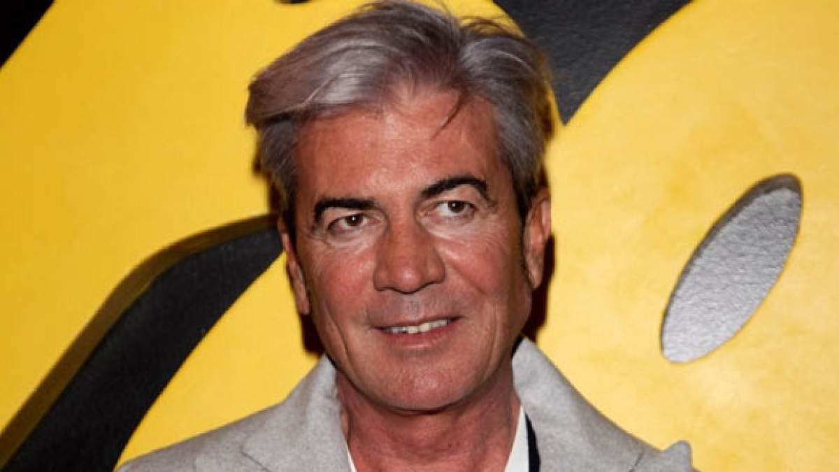 A murit Cesare Paciotti, cunoscut designer de modă și antreprenor în industria modei de lux, specializat în crearea de încălțăminte cu un stil rock unic.