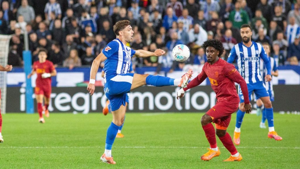 Iată o variantă reformulată a titlului: „Liga de fotbal electronic – Partida descendentă a Valenciei se încheie la egalitate, echipei nefiindu-i permisă ieșirea din impas (rezultat 0-0)”