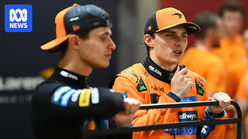 Iată o reformulare a titlului: “Clasamentul cursei de Formula 1: Oscar Piastri consideră că este prea devreme pentru echipa McLaren să acorde prioritate piloților, în timp ce Max Verstappen continuă să domine cursa”.
Sau, alternativ:
“Locurile în clasamentul de Formula 1: Oscar Piastri afirmă că echipa McLaren nu ar trebui să își concentreze atenția pe un singur pilot, pe măsură ce Max Verstappen menține ritmul său deuvoi”.
Sau:
“Pozițiile în clasamentul F1: Oscar Piastri crede că echipa McLaren ar trebui să aștepte înainte de a decide care pilot să fie prioritar, în timp ce Max Verstappen continuă să câștige teren”.