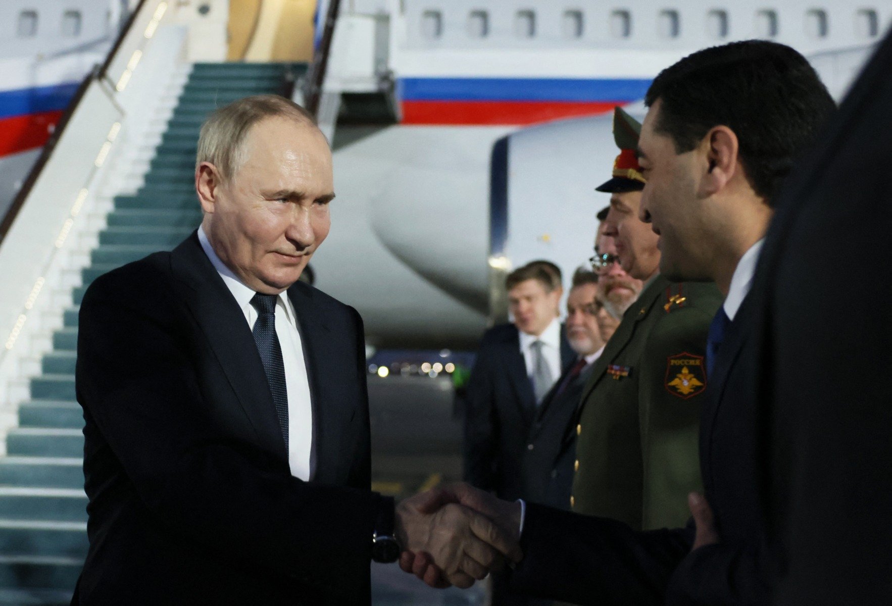 Bulgaria ar putea autoriza trecerea avionului lui Putin către Budapesta; oficial: „Se poate facilita o întâlnire de acest fel într-un mod posibil” / Spațiul aerian bulgar pentru aeronave rusești rămâne închis din februarie 2022ea noastră”