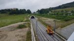 Tunelul Mureni de pe ruta feroviară modernizată Brașov – Sighișoara a fost traversat; trenurile vor atinge viteze de până la 160 km/h după finalizarea lucrărilor de modernizareea noastră”