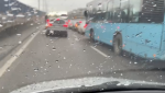 Locuitorii din București sunt sfătuiți să evite parcarea apropriată de canalizări din cauza avertizării de ploi torențiale.ea noastră”