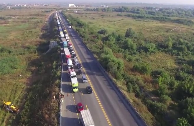 Șase persoane rănite grav în urma unui accident pe centura Capitalei,Transportate la spital cu traumatisme multipleea noastră”
