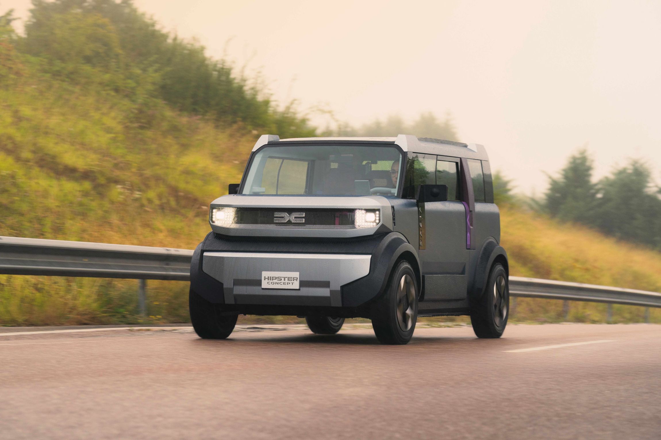 Mașina electrică de oraș Dacia Hipster, una dintre cele mai compacte vehicule electrice concepute vreodată, a fost prezentată oficial sub forma unui concept inovat.