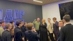 Diana Şoşoacă, activistă pro-rusă, a fost prezentă la comemorarea postului de televiziune Russia Today, unde a avut ca oaspete pe președintele Vladimir Putin / Şoşoacă afirmă că autoritățile doresc să o interneze într-un spital de psihiatrie pentru că exprimă adevărulea noastră”