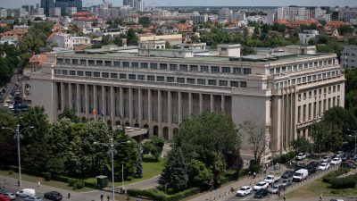 Declic solicită Guvernului să oprească finanțarea partidelor politice: Premierul nu a respectat angajamentul de a reduce subvențiile în urma rectificării bugetareea noastră”