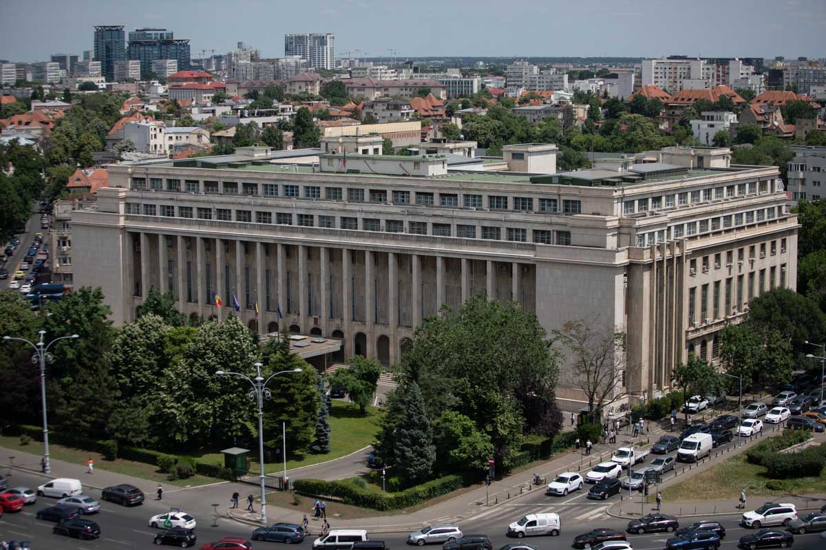 Declic solicită Guvernului să oprească finanțarea partidelor politice: Premierul nu a respectat angajamentul de a reduce subvențiile în urma rectificării bugetareea noastră”