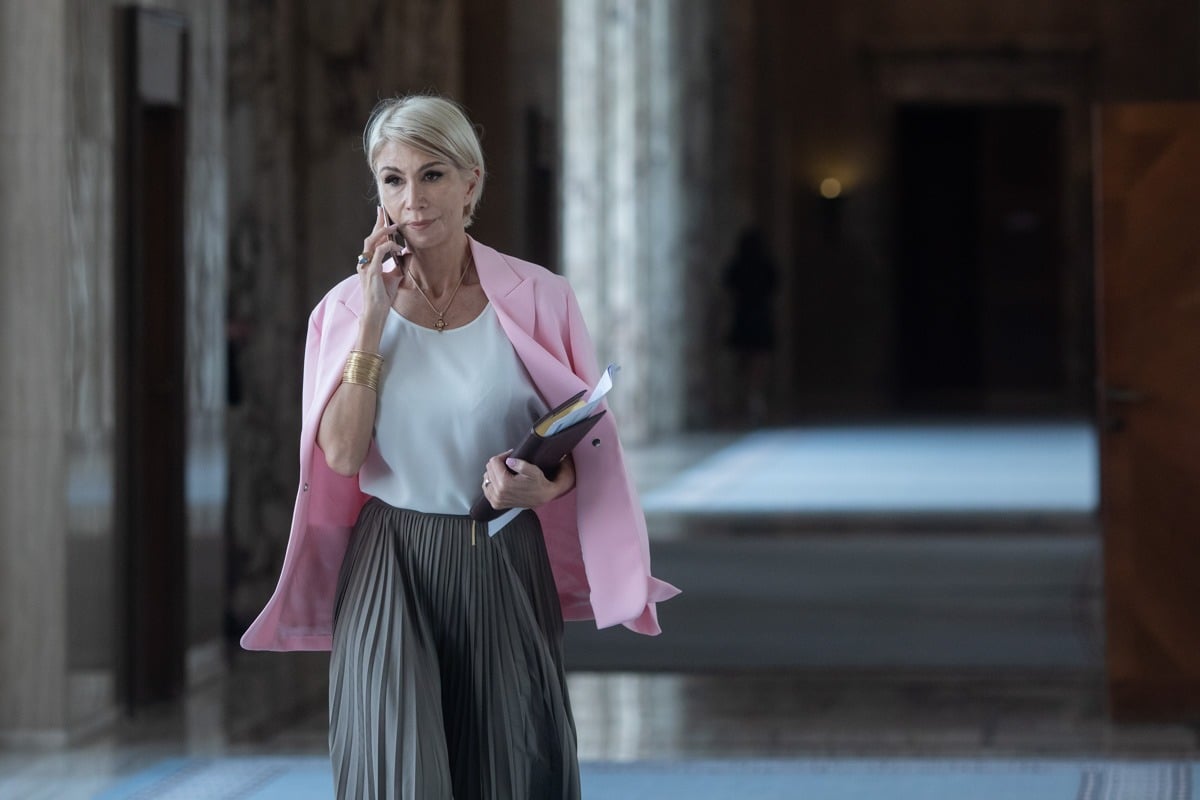 Raluca Turcan: Se observă din ce în ce mai des cum Ilie Bolojan devine ținta criticilor din partea PSD, ca și cum ar fi inamicul lor principal, în timp ce din partea PNL domină o tăcere tulburătoare, reminiscentă de situații din trecutea noastră”