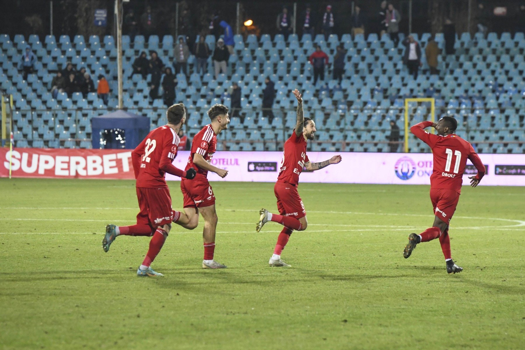 FC Botoșani devine liderul campionatului după victoria cu UTA Arad, scor 2-1, în încheierea etapei a 12-aea noastră”