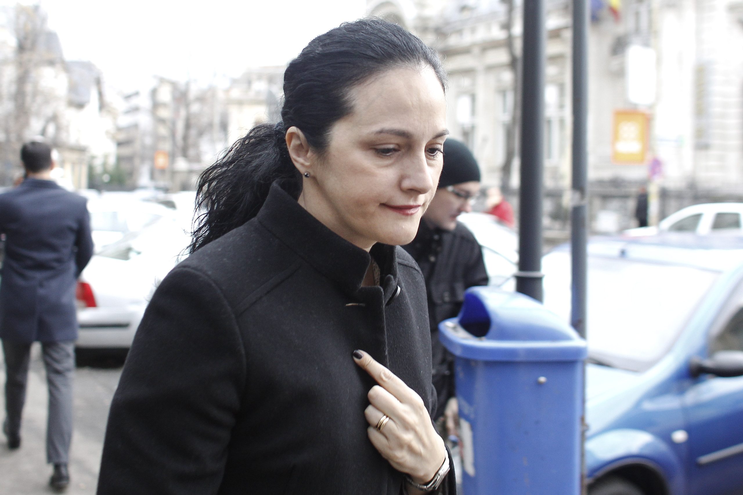 Fotă lideră a DIICOT, Alina Bica, evită detenția. Instanța de Apel din București a anulat ordinul european de arestare emis pe numele său.