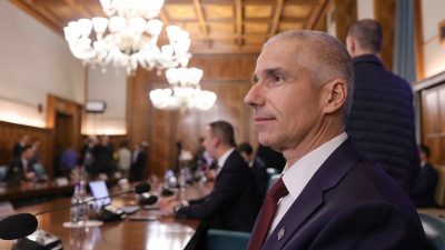 Motivul pentru care angajații instituțiilor de forță sunt scutiți de restricțiile de angajare de la privat la stat și inversea noastră”