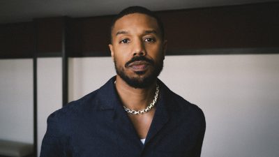 Steaua filmului Sinners, Michael B. Jordan, va fi decorat. 

Sau alternative: 
Actorul de nota Michael B. Jordan din filmul Sinners va fi felicitat pentru contributia sa.
Starul din filmul Sinners, Michael B. Jordan, va primi o distinctie.