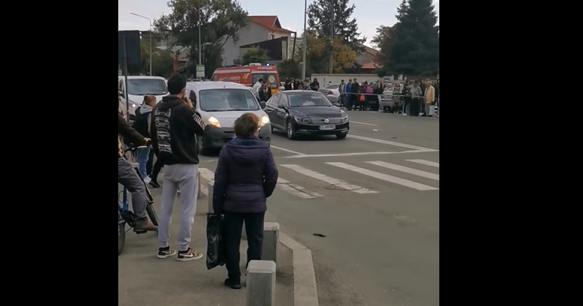 Tragedie în capitală: o mamă și bebelușul ei au fost răniți fatal de un vehicul pe o trecere de pietoni, mama a decedat.