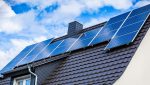 Nou set de reglementări pentru producătorii și consumatorii de energie: Parlamentul a votat o lege ce va schimba jocul pentru aceștia. Însă, potrivit unor experți, noul cadru legislativ are unele neajunsuri.
