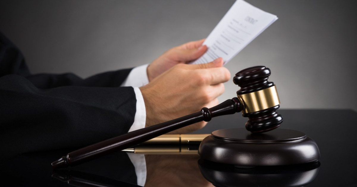 Schimbările privind sistemul de pensii al judecătorilor ar fi trebuit să devină efective începând cu data de 1 octombrie. Ministrul Tudorel Toader a declarat că Curtea Constituțională a ocolit această chestiune.