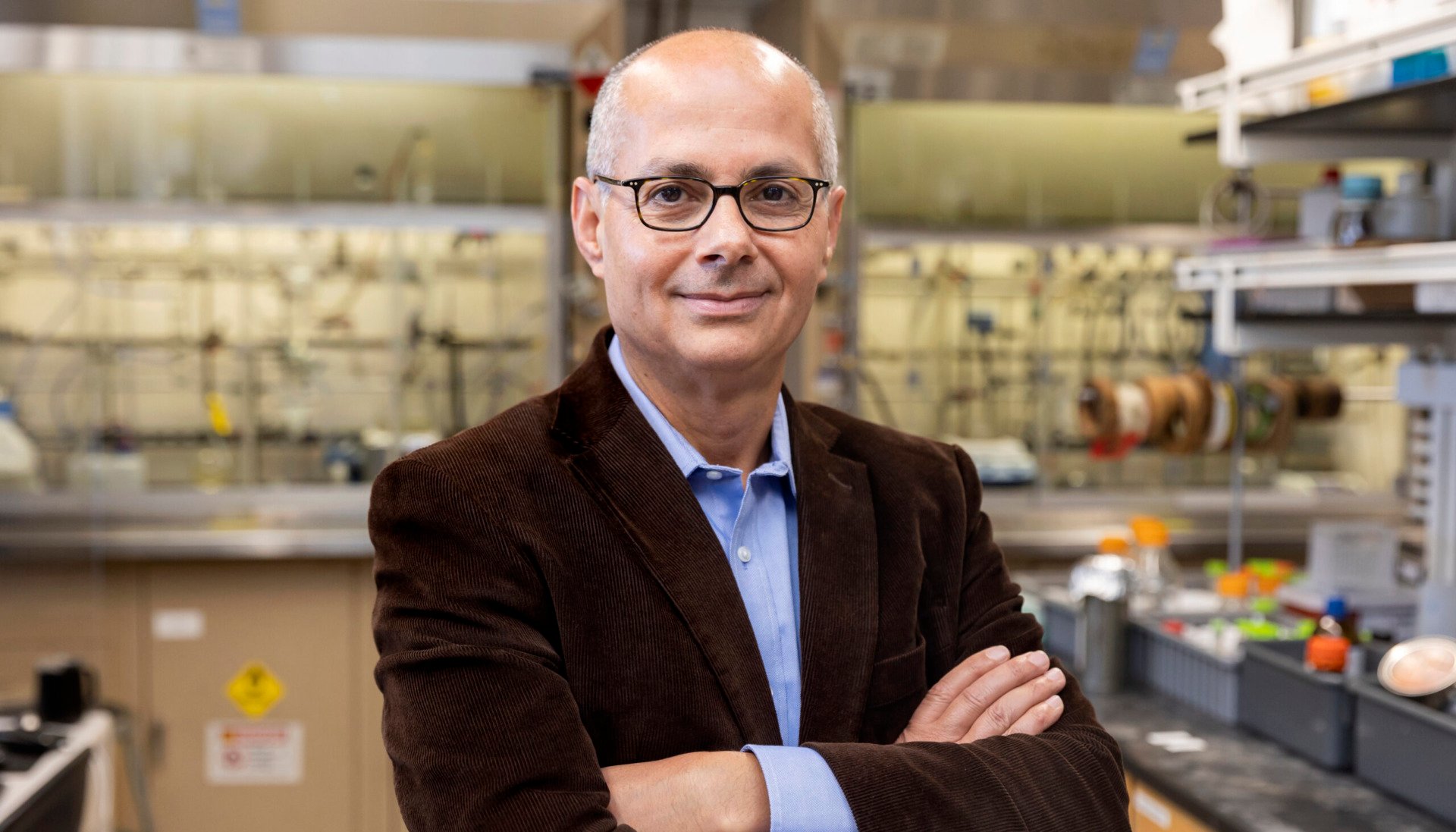 De la refugiat palestinian la câștigător al Premiului Nobel pentru chimie, Omar Yaghi evidențiază importanța sprijinirii cercetării: „Fără fonduri, nu poți realiza știință”ea noastră”