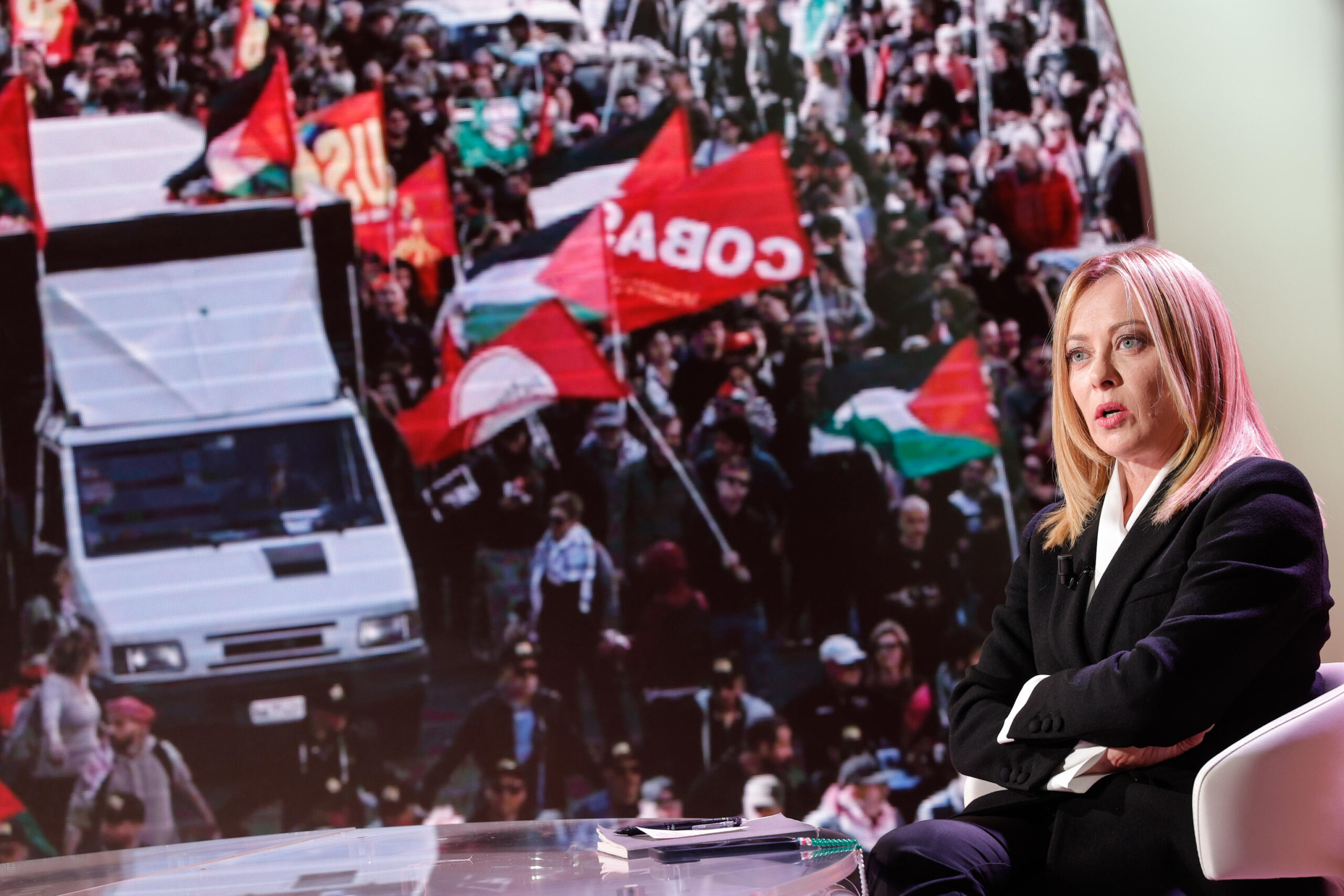 Verificarea faptelor despre salariile din Gaza, realizată de Meloni la emisiunea “La Porta a Porta”