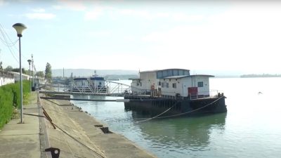 Traversarea Dunării cu bacul a fost reluată la Bechet, informează poliția de frontierăea noastră”