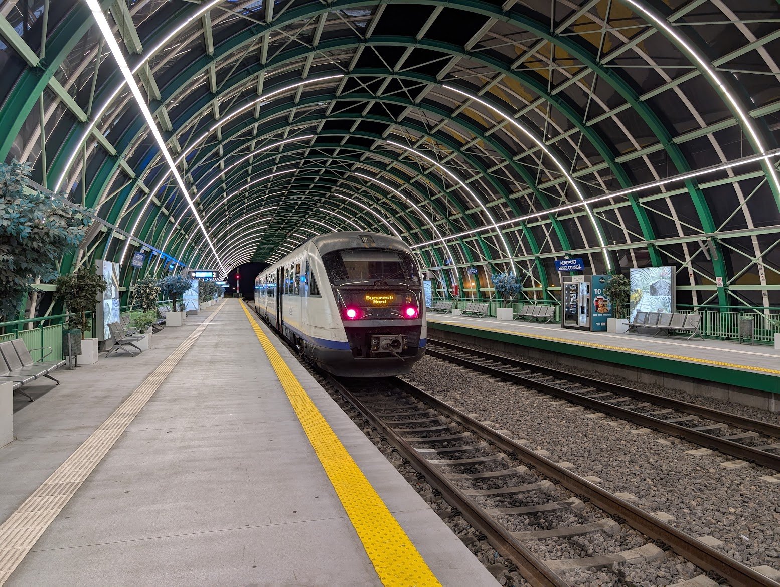 Trenurile de legătură între Aeroportul Otopeni și Gara de Nord vor fi suspendate între 14 și 17 octombrie, în intervalul orar 9:00 – 14:00ea noastră”