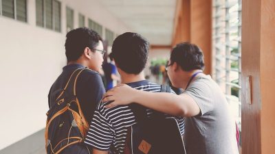 Burse speciale acordate studenților Universității Transilvania, în intervalul 500 – 10.000 de lei / Valoarea burselor de performanță și sociale va rămâne nemodificatăea noastră”