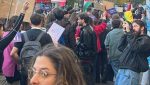 Video: Proteste în București și orașe importante sub sloganul „Împreună pentru Siguranța Femeilor” – Sute de persoane solicită măsuri stricte pentru protecția victimelor violenței și amintește de cele 40 de femei ucise din startul anuluiea noastră”
