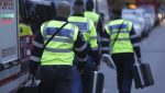 O posibila reformulare a titlului ar fi: “Teorii investigate de către autorități în legătură cu incidentul cu explozie din cartierul Rahova. Interogatorii desfășurate la Sediu Central al Poliției”.