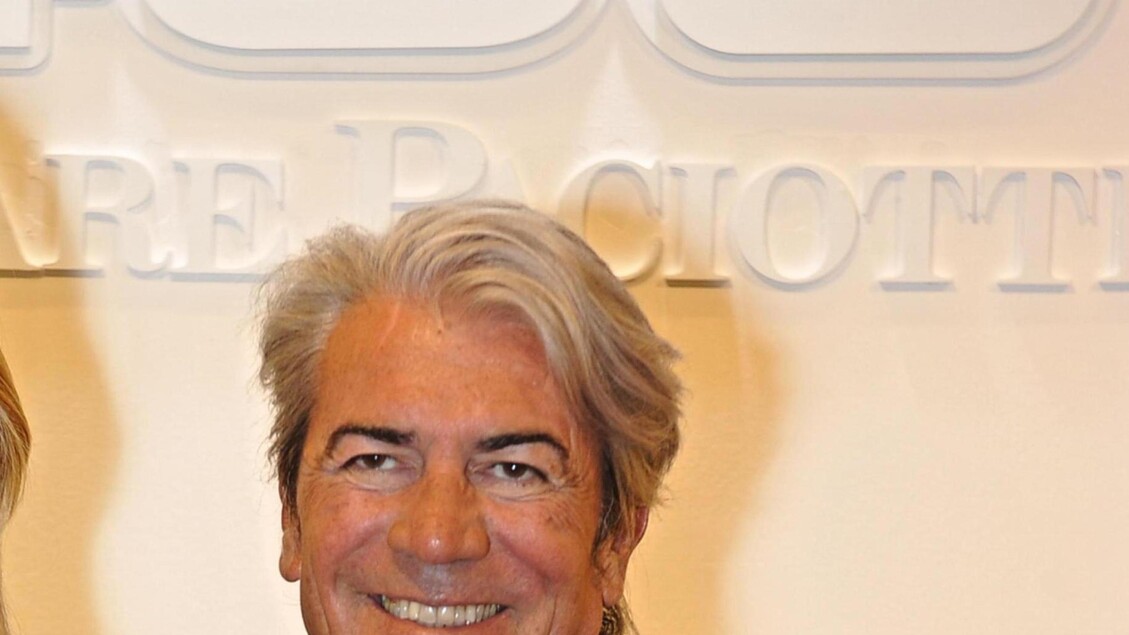 S-a stins din viață celebrul designer italian Cesare Paciotti, la vârsta de 69 de ani – Știri din lumea modei.