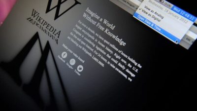 Wikipedia rămâne activă, însă dezvoltarea inteligenței artificiale aduce provocări semnificative – cercetare din Regatul Unitea noastră”
